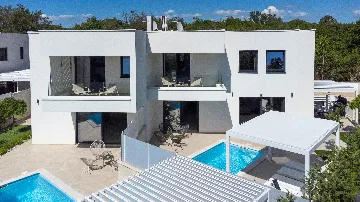 3-Bedroom Villa in Linardici for 6 Guests