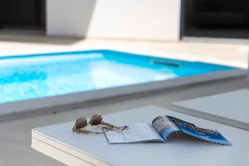 Villa with Private Pool in Linardici, Croatia