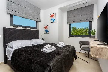 Villa with Private Pool in Linardici, Croatia