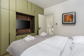 Villa with Private Pool in Linardici, Croatia