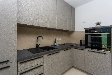 Villa with Private Pool in Linardici, Croatia