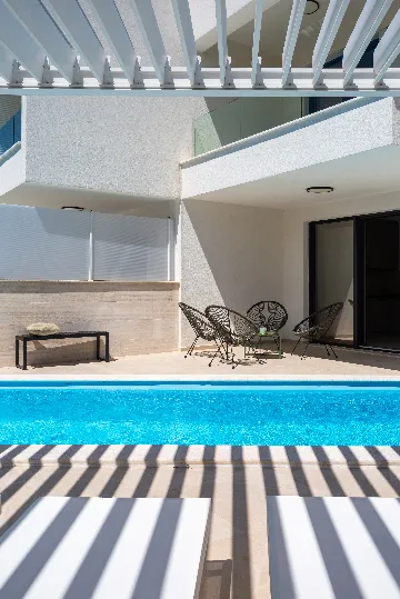 Villa with Private Pool in Linardici, Croatia