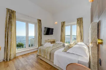 5-Bedroom Villa in Rogoznica with Heated Pool