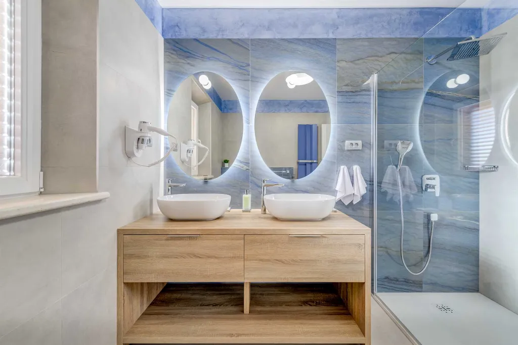 5-Bedroom Villa in Rogoznica with Heated Pool