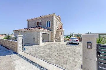 5-Bedroom Villa in Rogoznica with Heated Pool