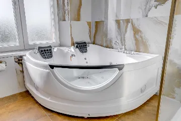 5-Bedroom Villa in Rogoznica with Heated Pool