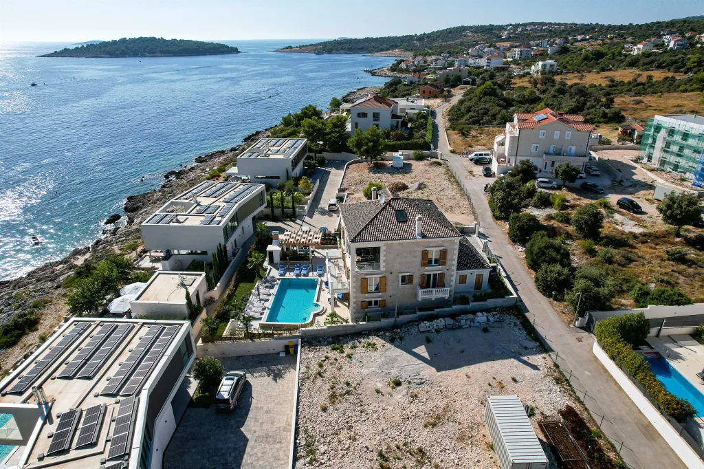 5-Bedroom Villa in Rogoznica with Heated Pool