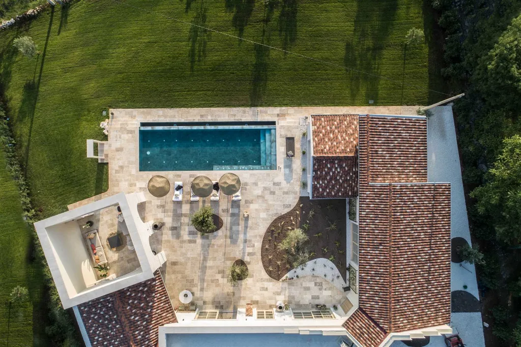4-Bedroom Villa with Heated Pool in Sveti Petar u Šumi