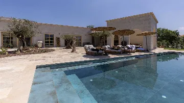 4-Bedroom Villa with Heated Pool in Sveti Petar u Šumi