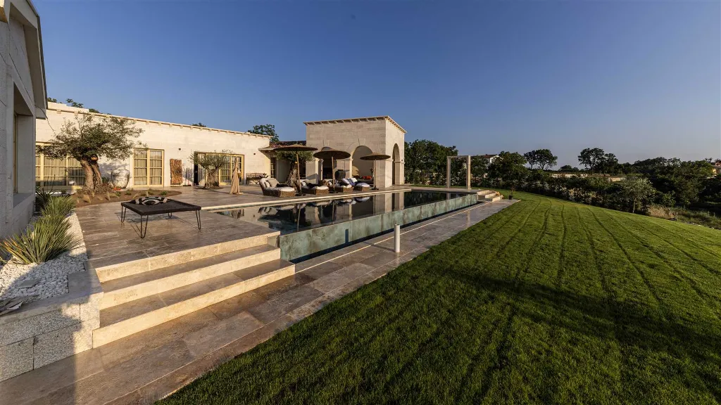 4-Bedroom Villa with Heated Pool in Sveti Petar u Šumi