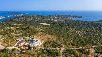 Villa with Heated Pool and Sea Views in Dvornica