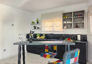 Villa with Heated Pool and Sea Views in Dvornica