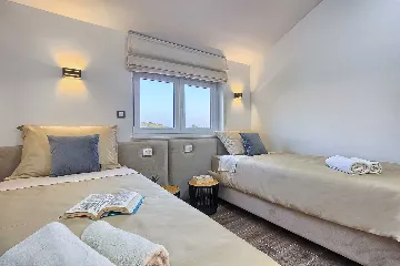 Villa with Heated Pool and Sea Views in Dvornica