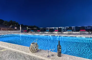 Villa with Heated Pool and Sea Views in Dvornica