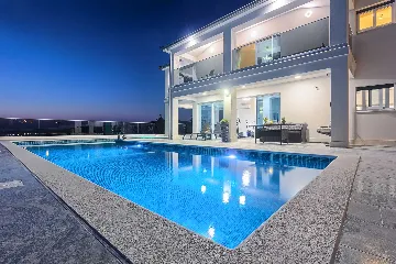 Villa with Heated Pool and Sea Views in Dvornica