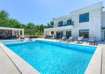 Grand Retreat Villa Grubine