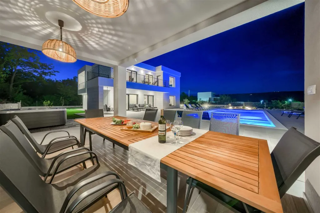 Grand Retreat Villa Grubine