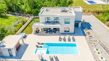 Grand Retreat Villa Grubine