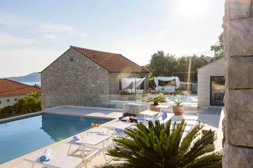 4-Bedroom Villa in Orasac for Up to 8 Guests