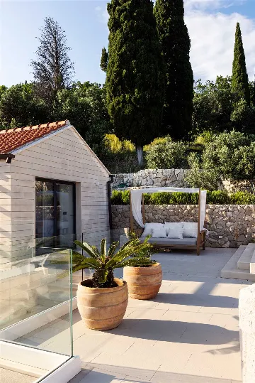 4-Bedroom Villa in Orasac for Up to 8 Guests