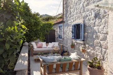 4-Bedroom Villa in Orasac for Up to 8 Guests