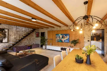 4-Bedroom Villa in Orasac for Up to 8 Guests