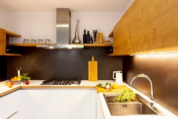 4-Bedroom Villa in Orasac for Up to 8 Guests