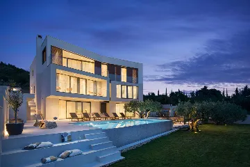 Dubrovnik Villa for 12 Guests with Heated Pool