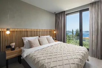 Dubrovnik Villa for 12 Guests with Heated Pool