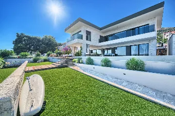 Seget Donji Villa for Up to 10 with Infinity Pool