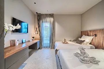 Seget Donji Villa for Up to 10 with Infinity Pool