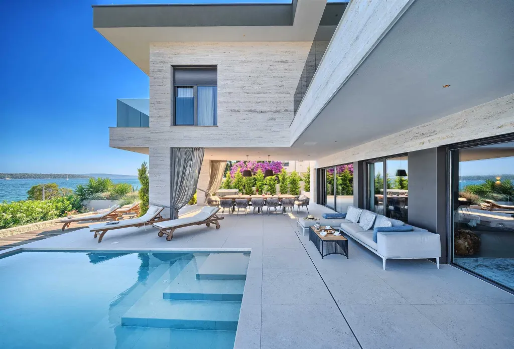 Seget Donji Villa for Up to 10 with Infinity Pool
