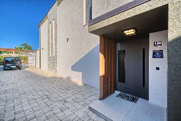 Seget Donji Villa for Up to 10 with Infinity Pool