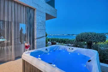 Seget Donji Villa for Up to 10 with Infinity Pool