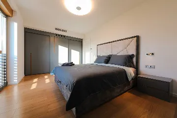 Ist Croatia Villa with Tennis Court and 120 m² Pool