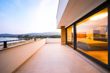 Ist Croatia Villa with Tennis Court and 120 m² Pool