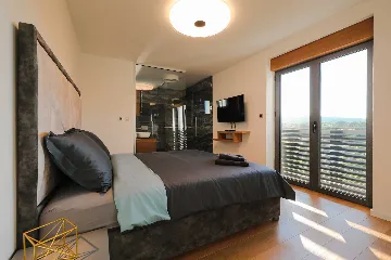 Ist Croatia Villa with Tennis Court and 120 m² Pool