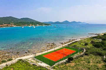 Ist Croatia Villa with Tennis Court and 120 m² Pool