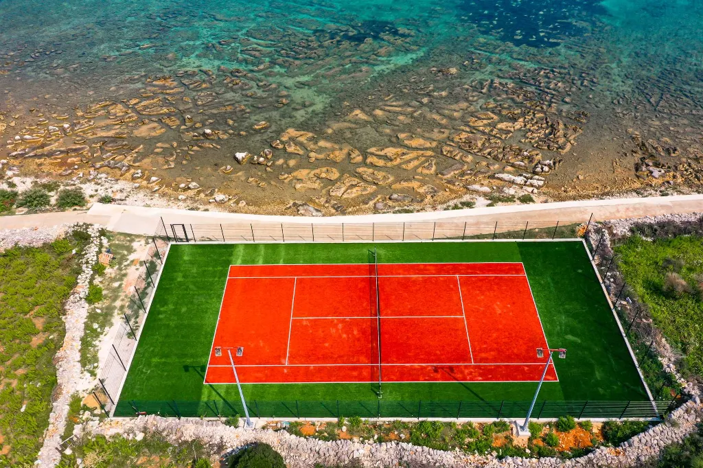 Ist Croatia Villa with Tennis Court and 120 m² Pool