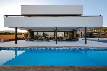 Ist Croatia Villa with Tennis Court and 120 m² Pool