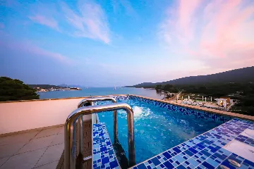 Ist Croatia Villa with Tennis Court and 120 m² Pool