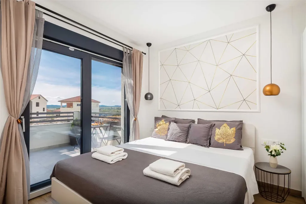 Family Villa in Vrana for Up to 8 Guests