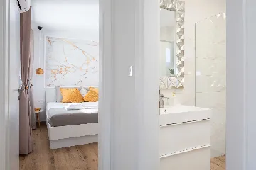 Family Villa in Vrana for Up to 8 Guests