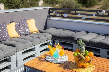 Family Villa in Vrana for Up to 8 Guests