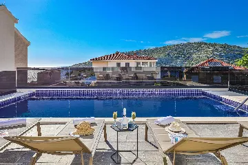 Sea-View Villa in Ražanj for 8 Guests