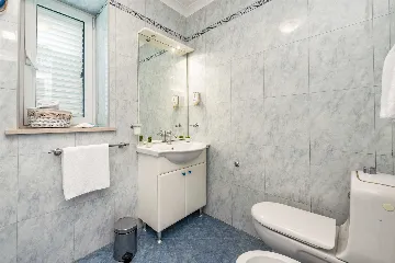 Zaton Seaside Villa with Jacuzzi (10 Guests)