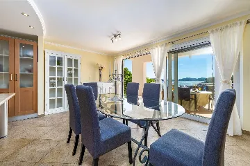 Zaton Seaside Villa with Jacuzzi (10 Guests)