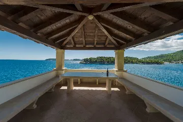 Zaton Seaside Villa with Jacuzzi (10 Guests)