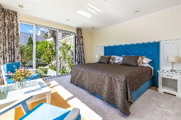 Zaton Seaside Villa with Jacuzzi (10 Guests)