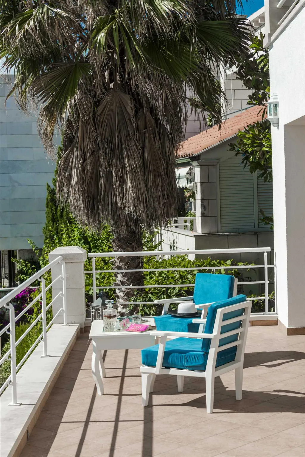 Zaton Seaside Villa with Jacuzzi (10 Guests)